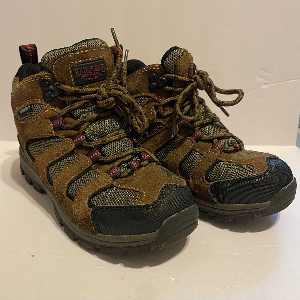 Kids RedHead Zipline Waterproof Hiking Boots Size 2M